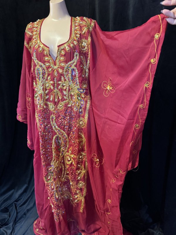 画像3: ハリージ(Khaleej) 　クジャク刺繍　ワインレッド