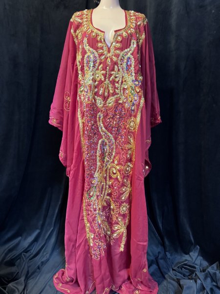 画像1: ハリージ(Khaleej) 　クジャク刺繍　ワインレッド (1)