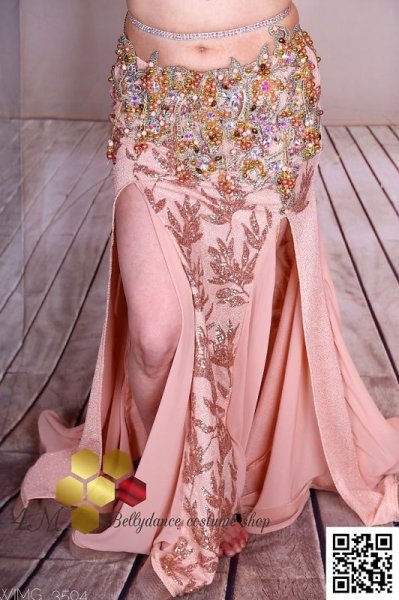 画像3: Souad Mahmoud  No,8 (3)