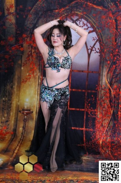 画像4: Irina  No,11 (4)