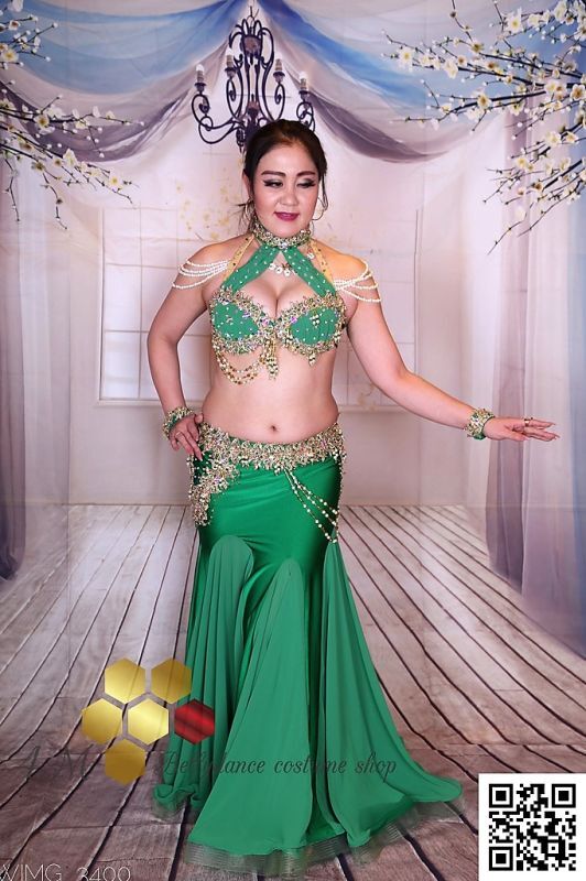 ベリーダンス ブランドオリエンタル衣装 赤黒 (Aziza)